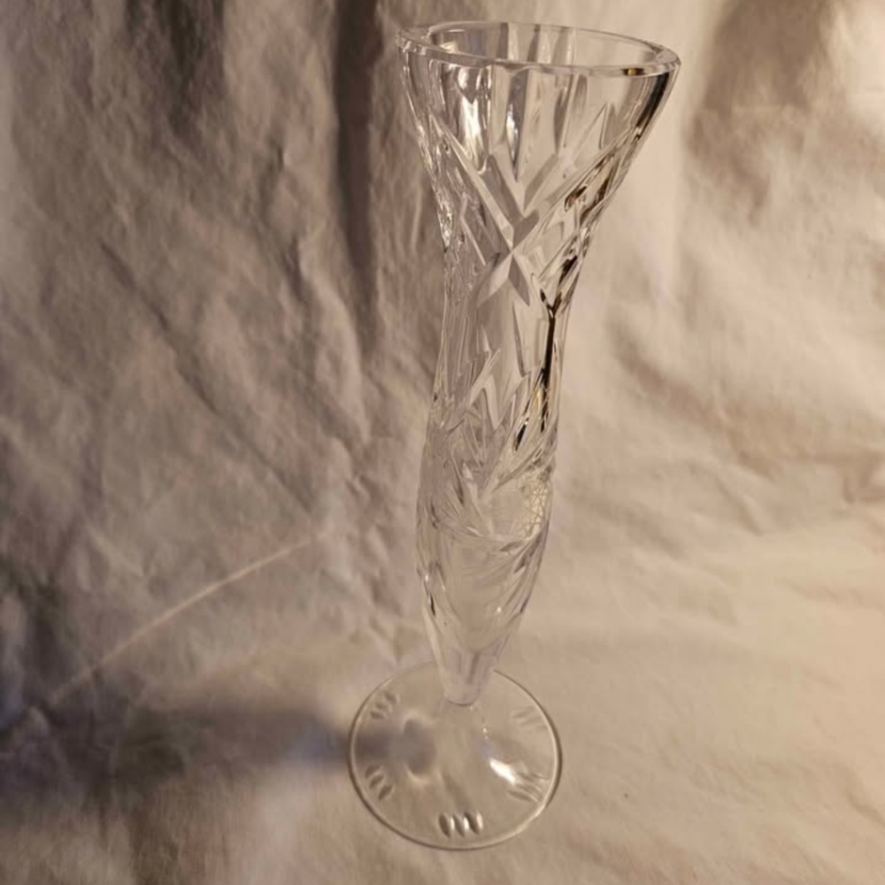 Vintage Etched Elegant Clear Crystal Vase